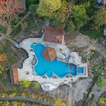 Hotel Siddhartha Wildlife Retreat Meghauli Esterno foto