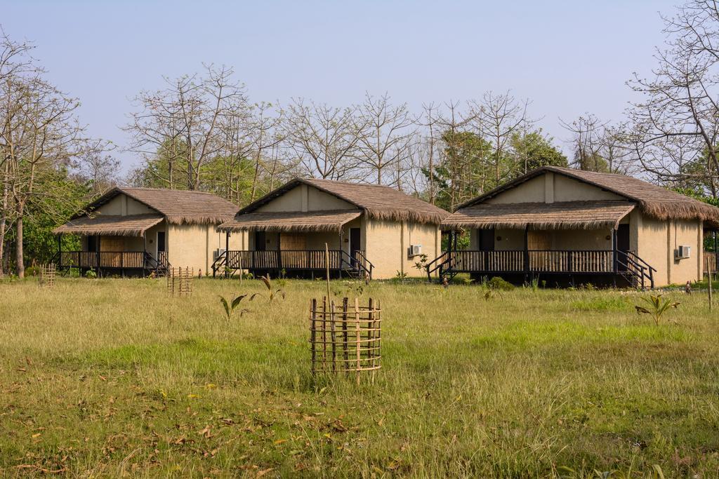 Hotel Siddhartha Wildlife Retreat Meghauli Esterno foto