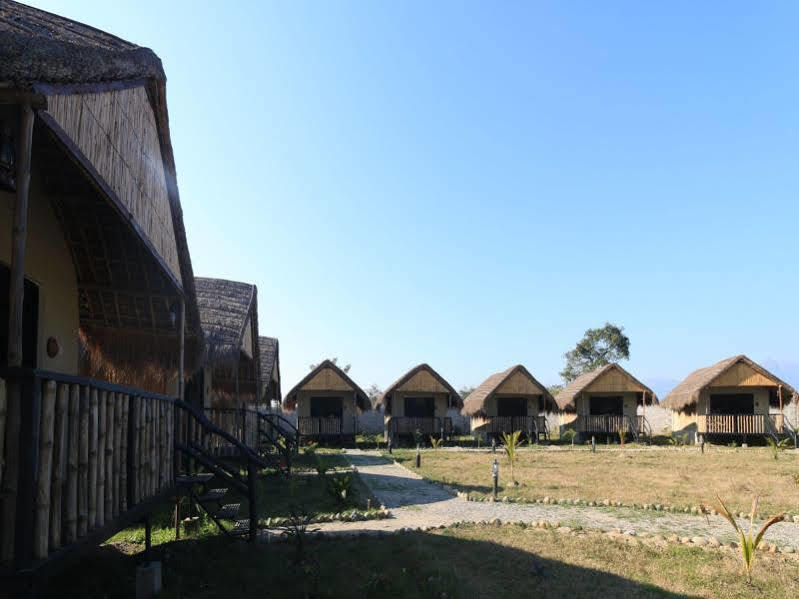 Hotel Siddhartha Wildlife Retreat Meghauli Esterno foto