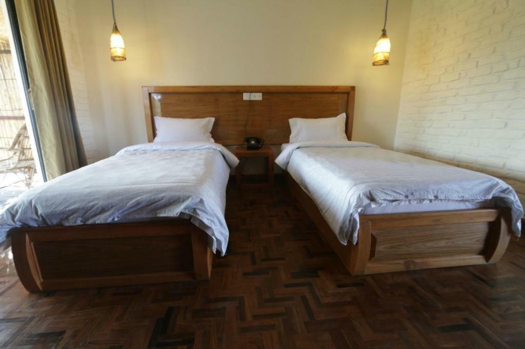 Hotel Siddhartha Wildlife Retreat Meghauli Esterno foto